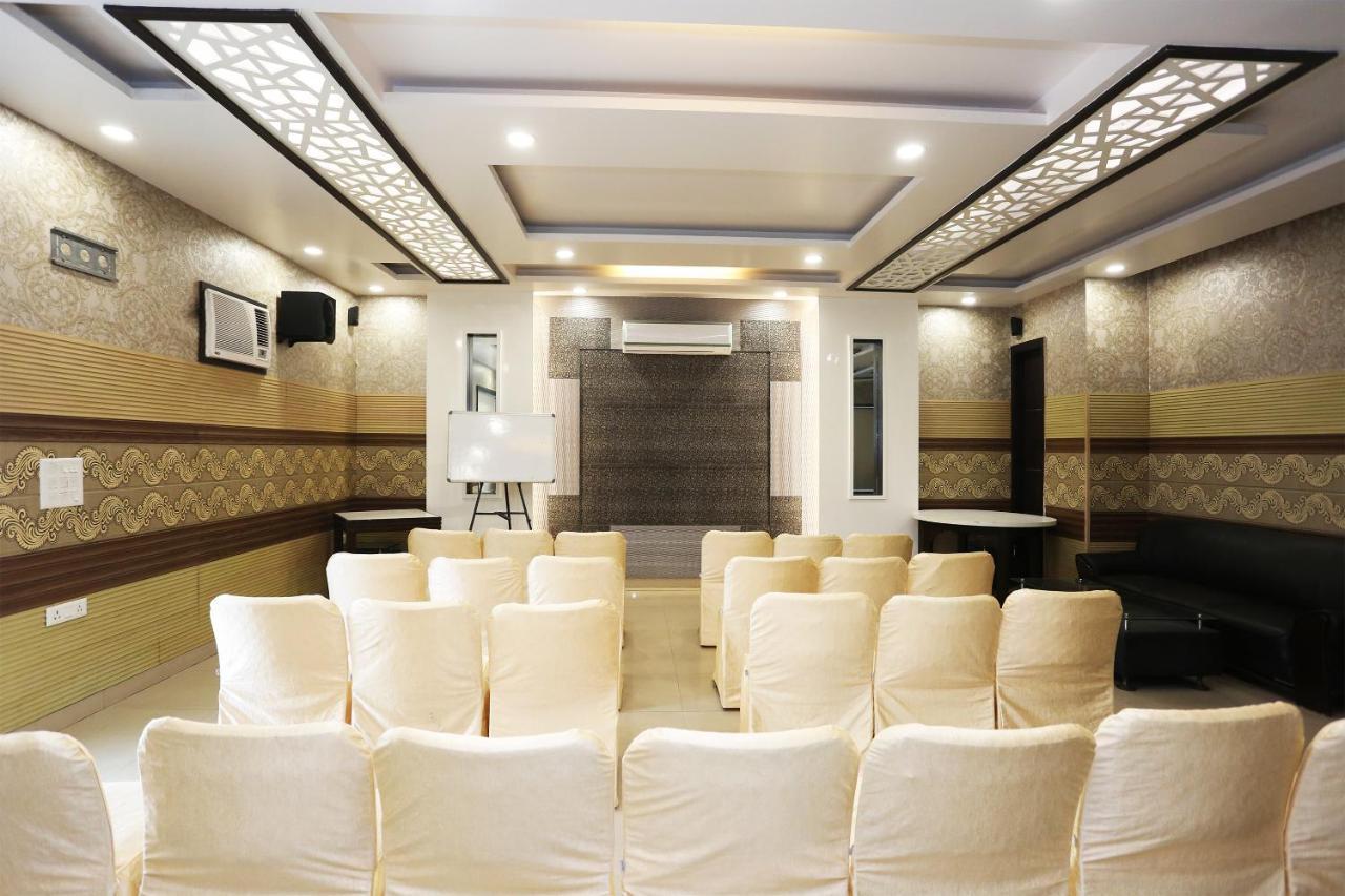 Capital O 1391 Hotel Pushpa Vilas Ghaziabad Luaran gambar