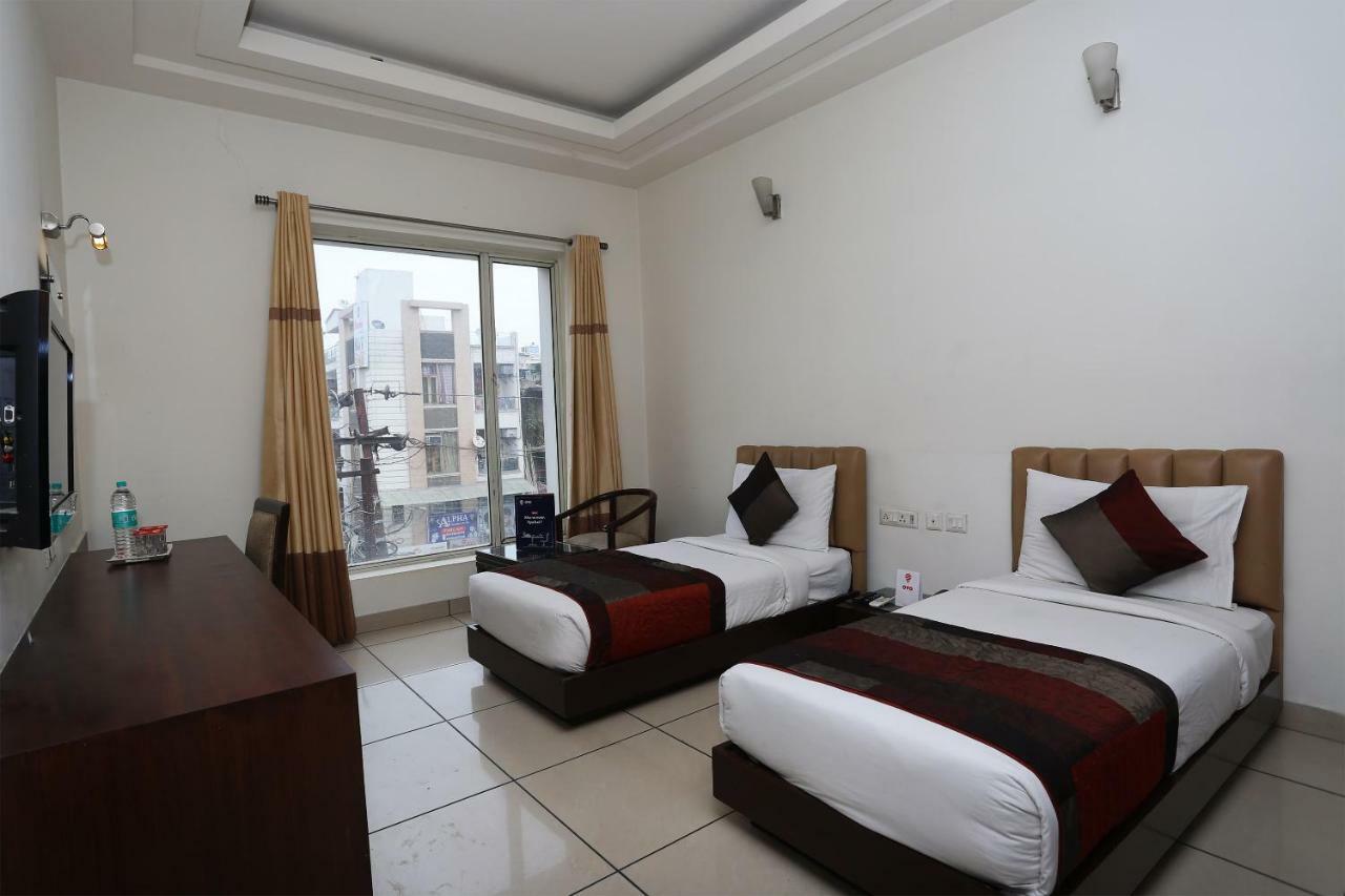 Capital O 1391 Hotel Pushpa Vilas Ghaziabad Luaran gambar