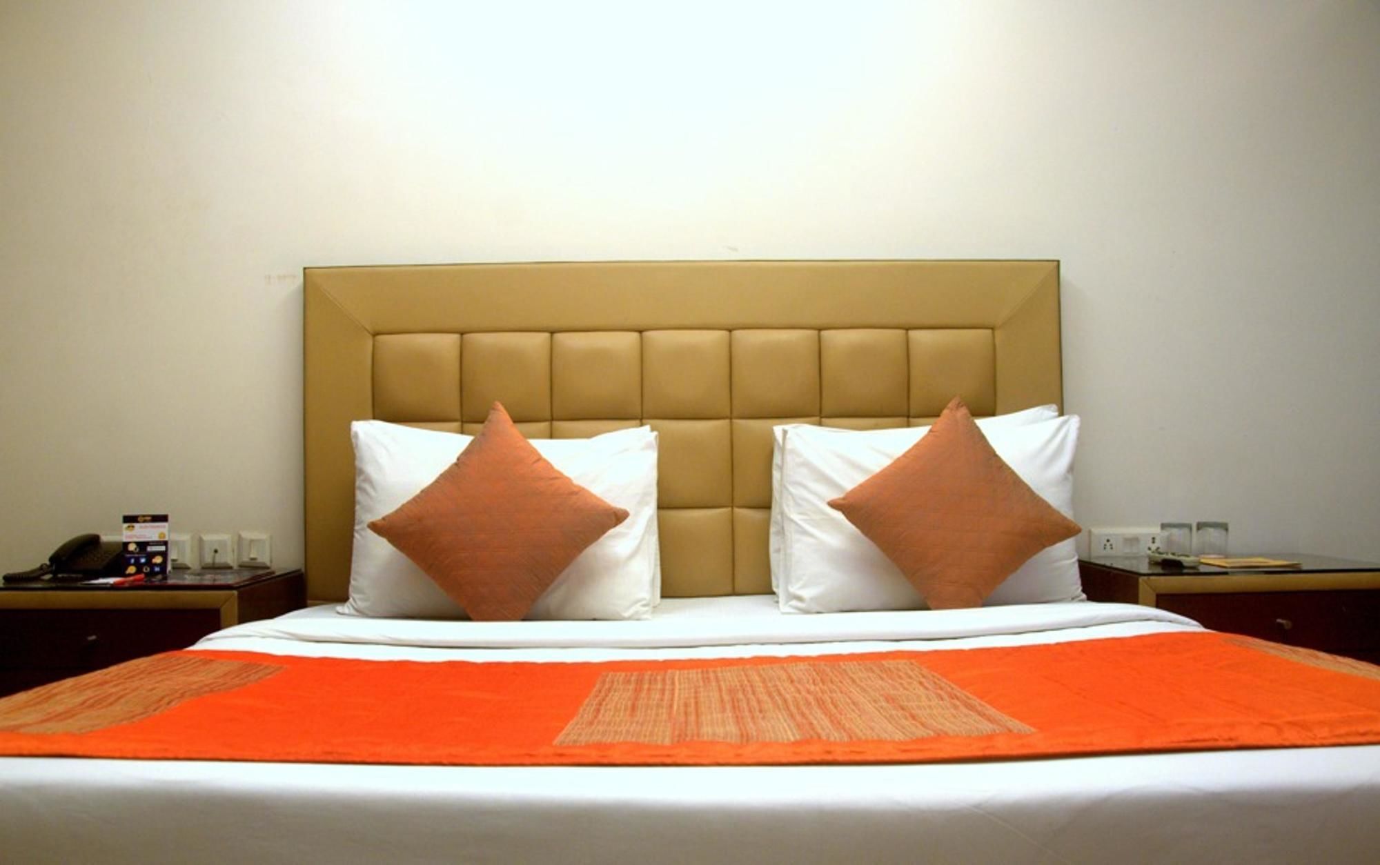 Capital O 1391 Hotel Pushpa Vilas Ghaziabad Luaran gambar